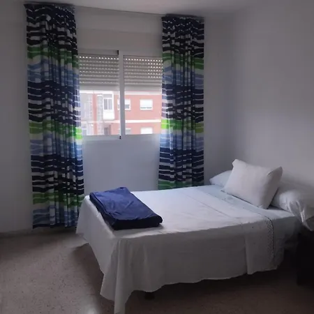 Spacious With Private Key And Wifi Granada